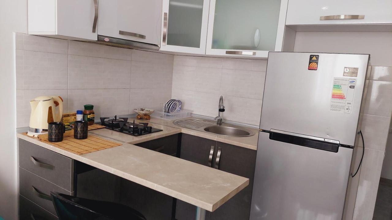 Irakli Sweet Home Batumi Bagian luar foto